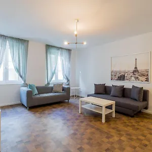 Nena Hermannplatz Hotel apartamentowy Berlin